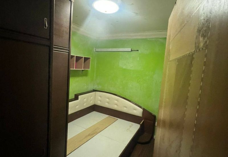 🔊Apartment Kristal Idaman, Bayan Baru for Sale🔊 KA001