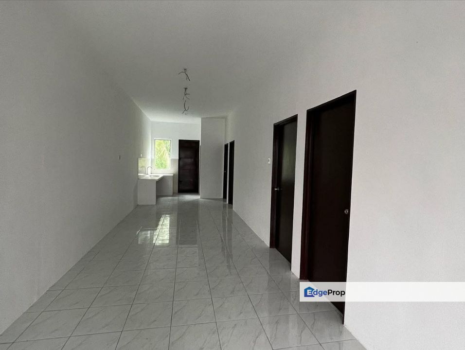 Teres Setingkat Taman Larah Indah Barat Kamunting, Perak, Kamunting