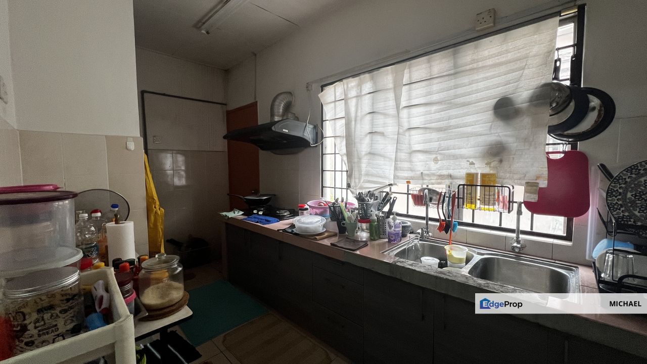 Cheap 2 storey terrace Damai perdana, Kuala Lumpur, Cheras
