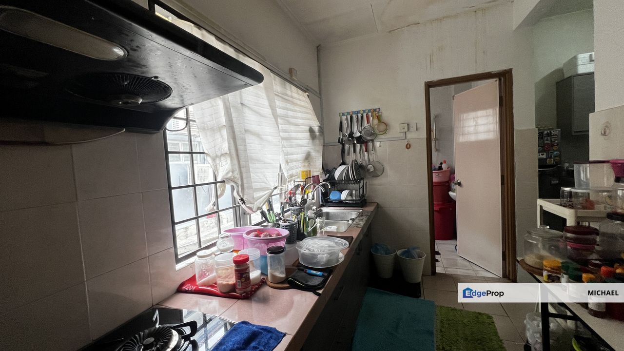 Cheap 2 storey terrace Damai perdana, Kuala Lumpur, Cheras