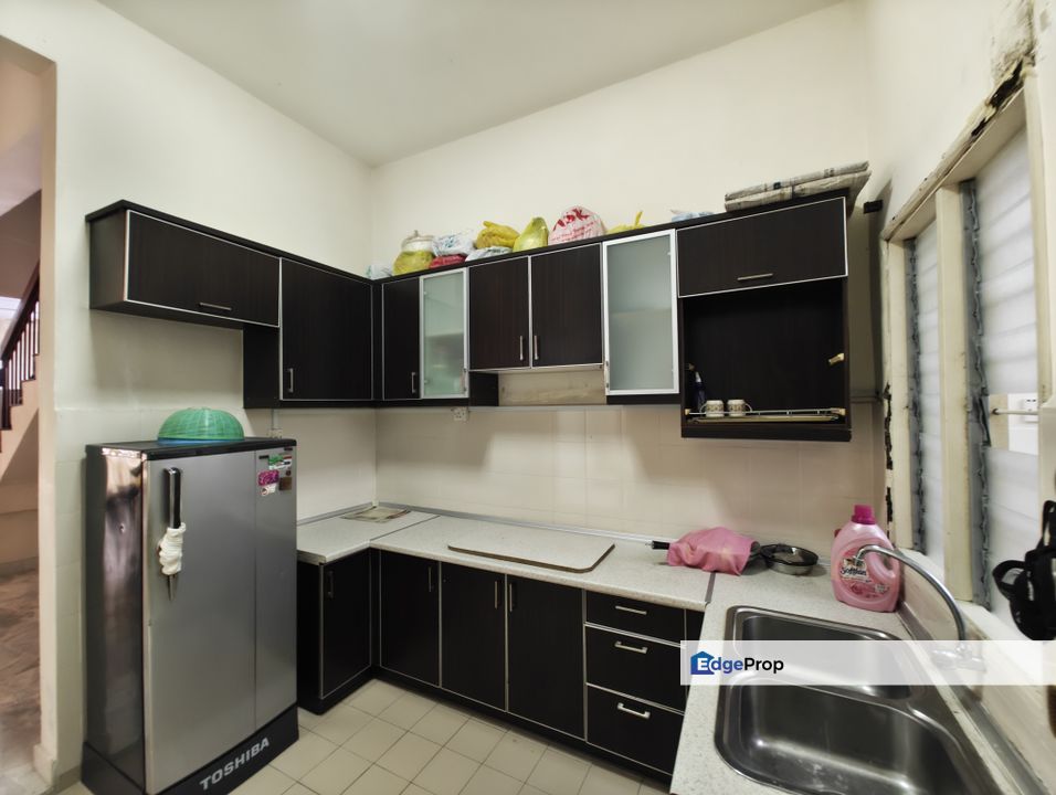 Endlot terrace in mahkota cheras, Selangor, Cheras