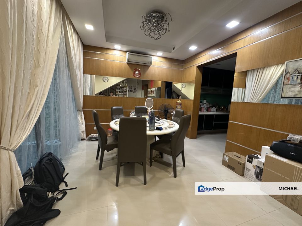 2.5 storey superlink convertable to freehold, Kuala Lumpur, Cheras