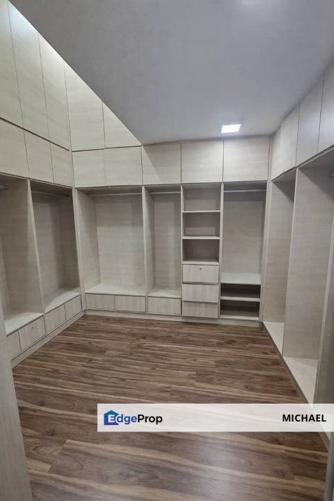 Nice Renovated 2 storey terrace , Selangor, Cheras