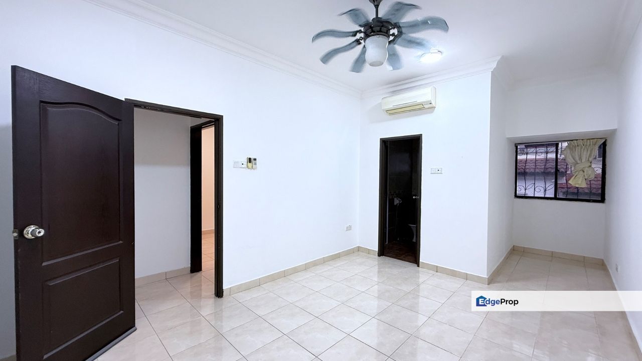 2.5 storey terrace in damai perdana, Kuala Lumpur, Cheras