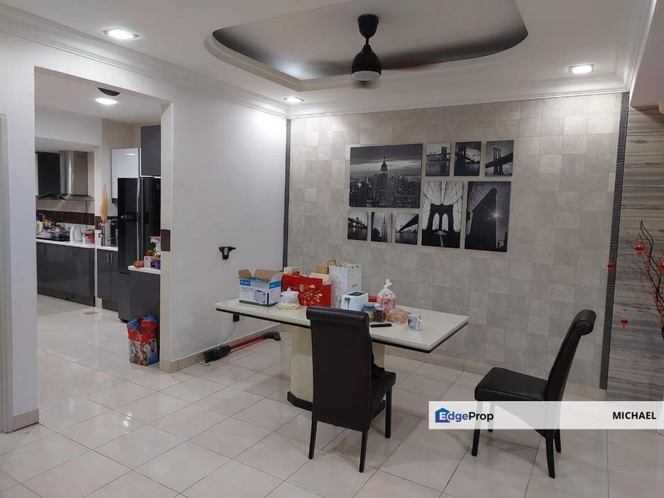 Fully extended 2.5 storey terrace, Kuala Lumpur, Cheras