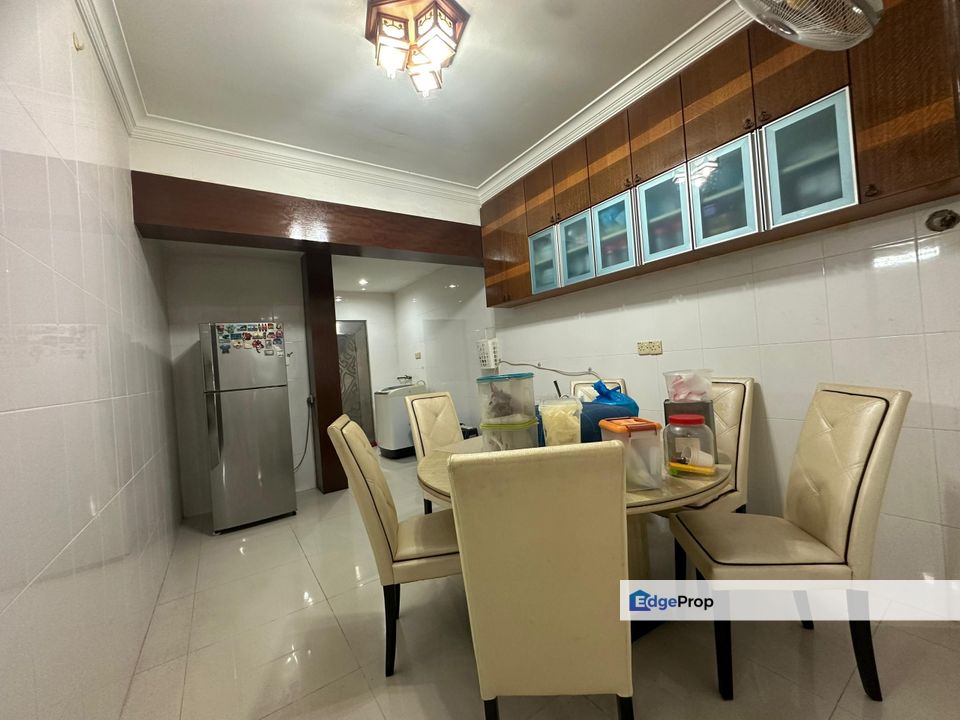 Cheap 2 storey terrace in mahkota cheras, Selangor, Cheras