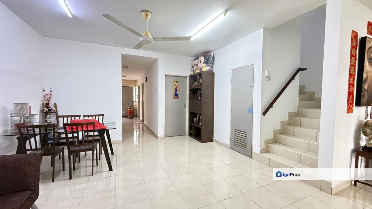 Basic good unit in damai perdana, Kuala Lumpur, Cheras