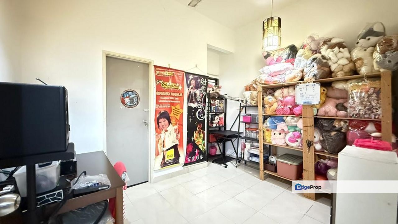 Basic good unit in damai perdana, Kuala Lumpur, Cheras