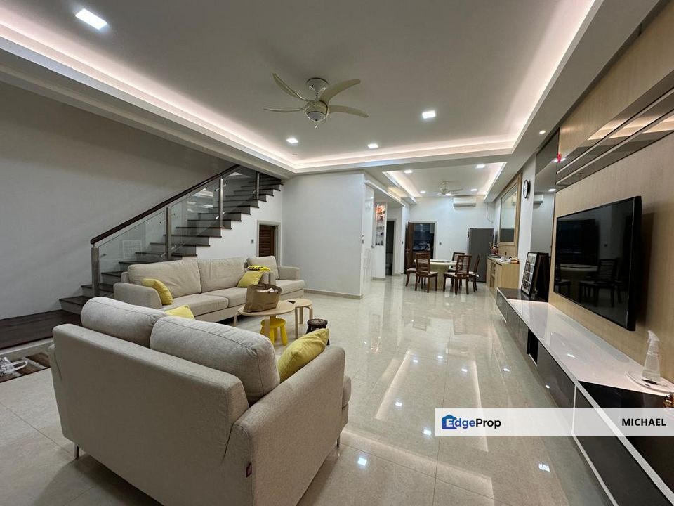 Cheap and renovated 3 storey superlink, Selangor, Bandar Sungai Long