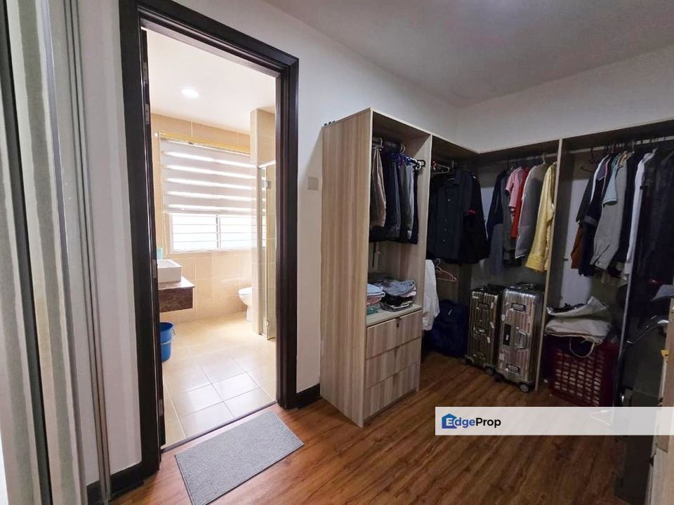 Cheap move in condition semi D, Selangor, Bandar Sungai Long