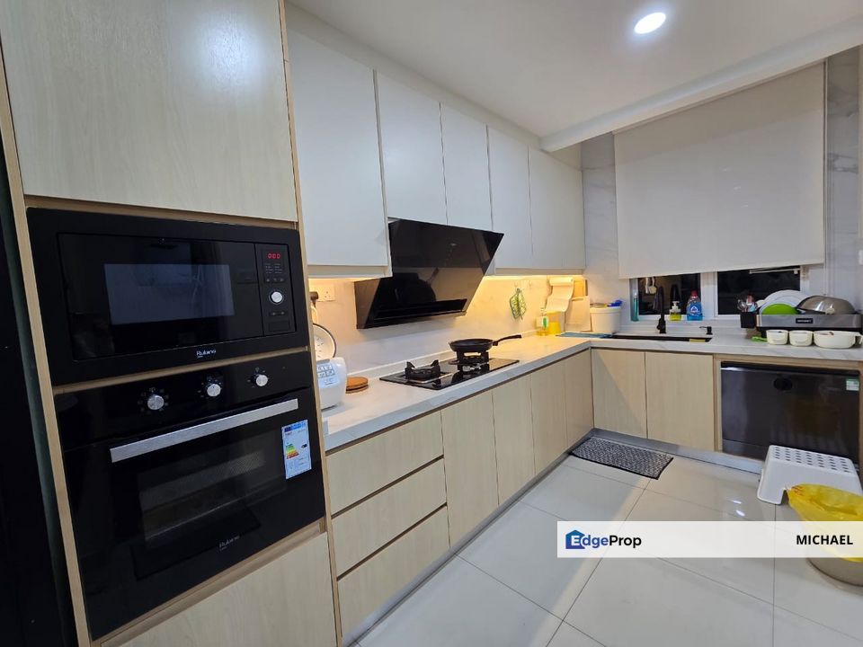 Cheap renovated and move in condition in sungai long, Selangor, Bandar Sungai Long