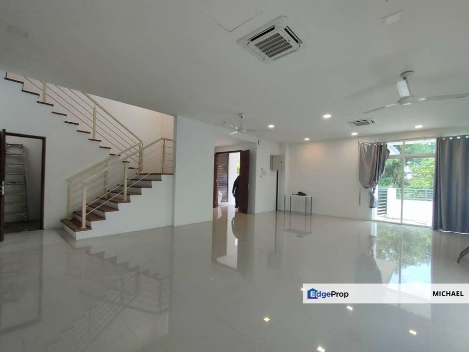 Good Condition 2.5 storey Bungalow, Selangor, Cheras
