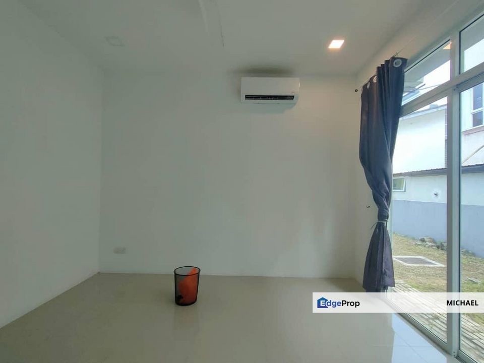 Good Condition 2.5 storey Bungalow, Selangor, Cheras