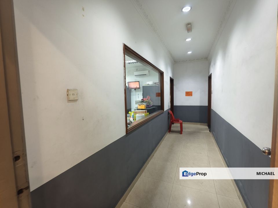 Huge Bungalow Factory in semenyij, Selangor, Semenyih