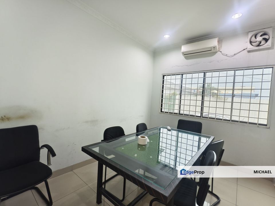 Huge Bungalow Factory in semenyij, Selangor, Semenyih