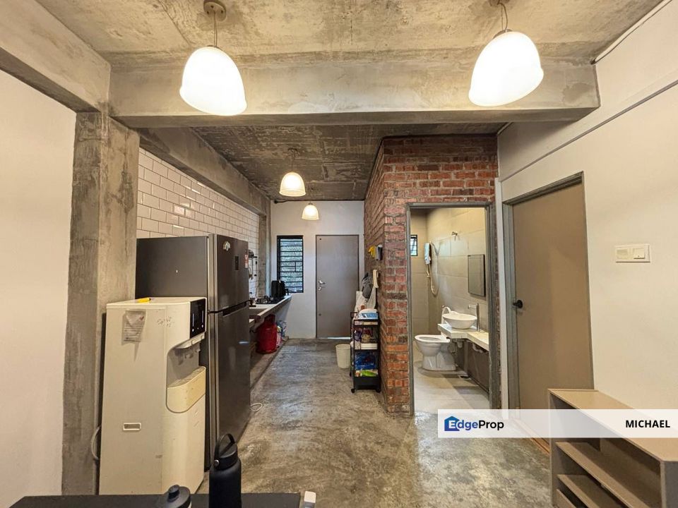 Good ROI or for own stay 1.5 storey terrace, Kuala Lumpur, Cheras
