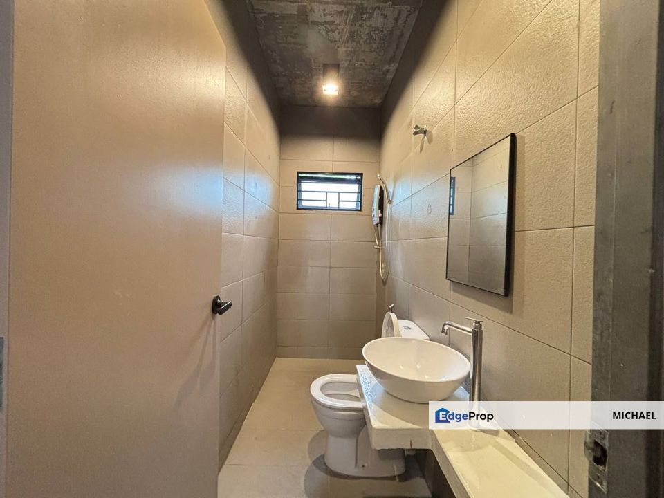 Good ROI or for own stay 1.5 storey terrace, Kuala Lumpur, Cheras