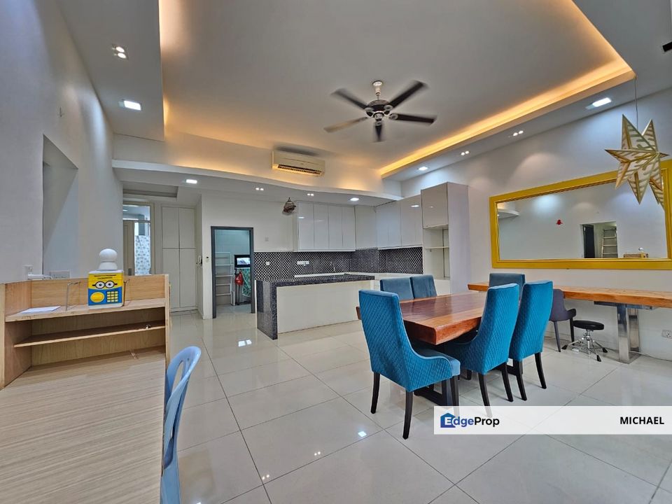 Super Well maintained 3 Storey Superlink, Kuala Lumpur, Desa Parkcity