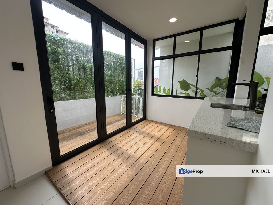 Brand New Renovated Unit, Kuala Lumpur, Seputeh