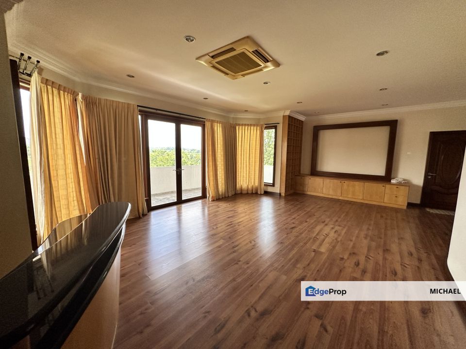 Below Market 3 Storey Bungalow, Selangor, Kajang