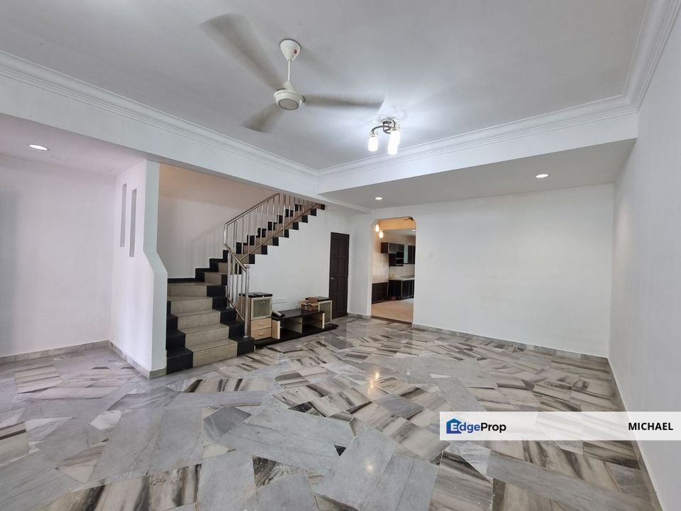 Fully extended Endlot 2 storey terrace , Selangor, Cheras