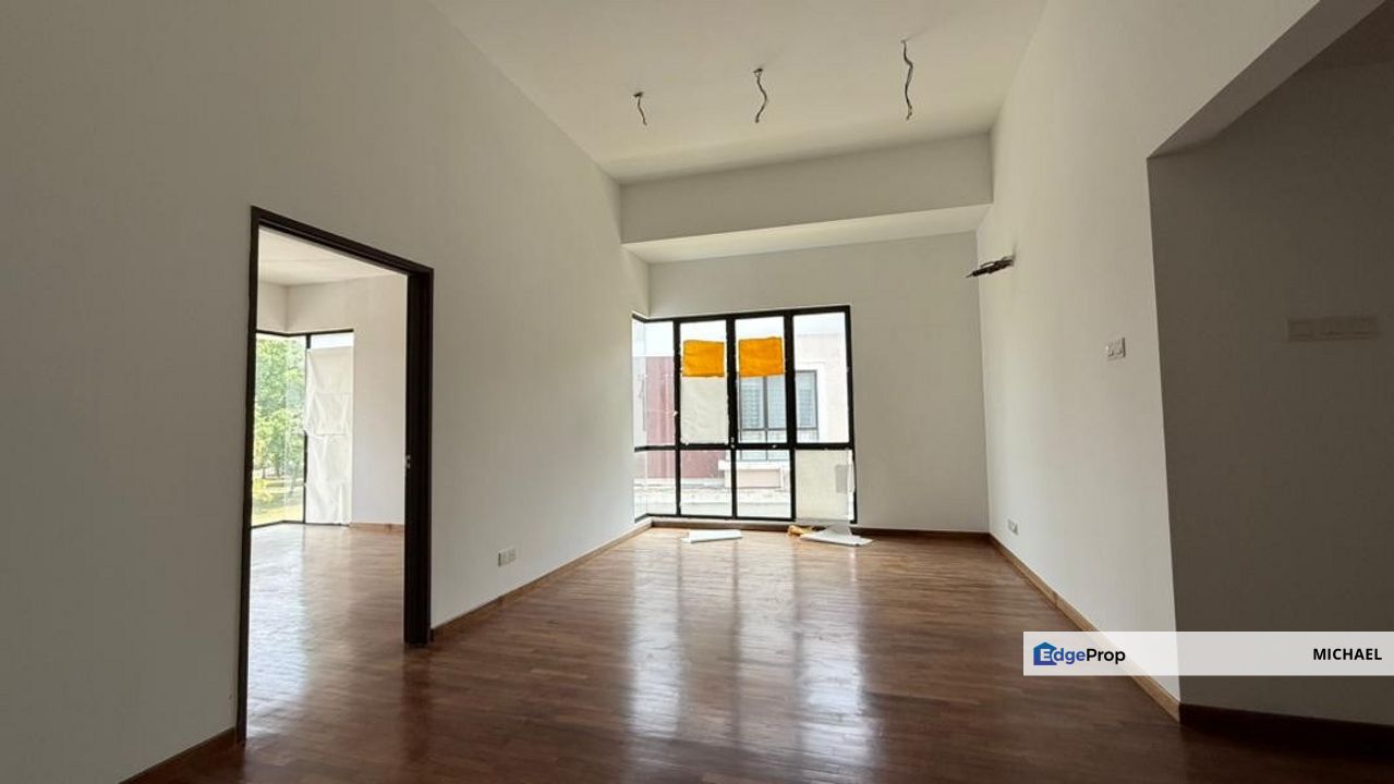 Brand New Endlot 2 Storey Terrace, Selangor, Kajang