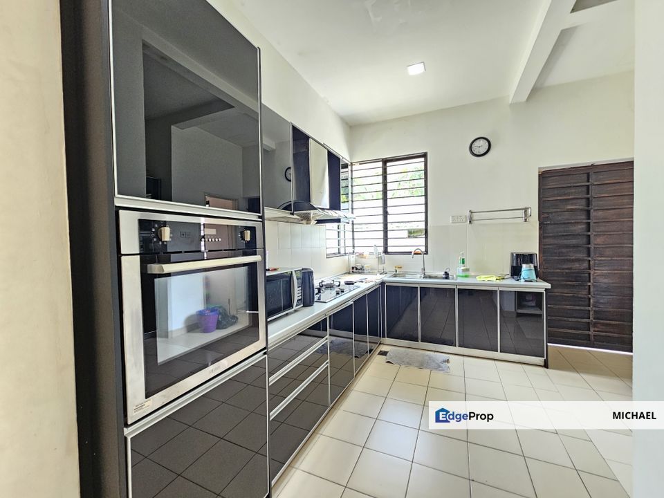 2.5 Storey Semi-D, Selangor, Batu 9th Cheras