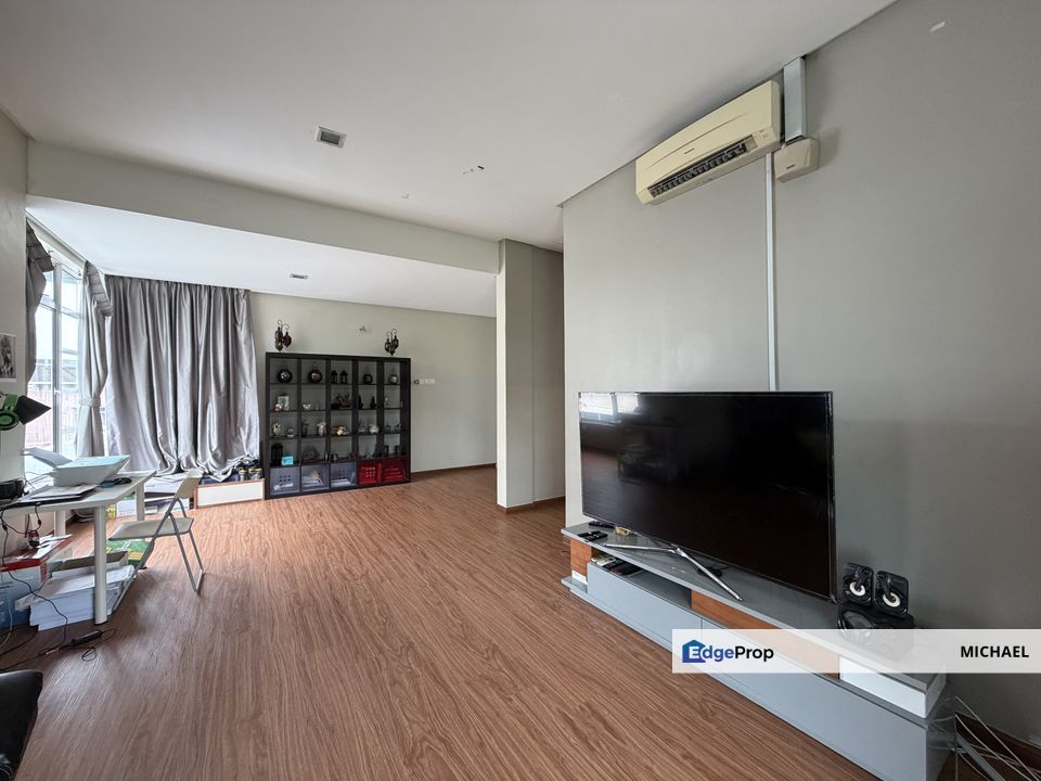 2.5 Storey Bungalow with Swimming Pool, Selangor, Cheras