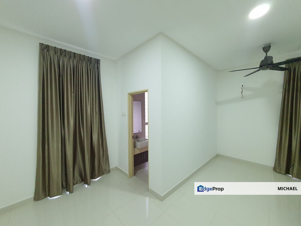 Facing Lake 3 Storey Bungalow, Selangor, Cheras