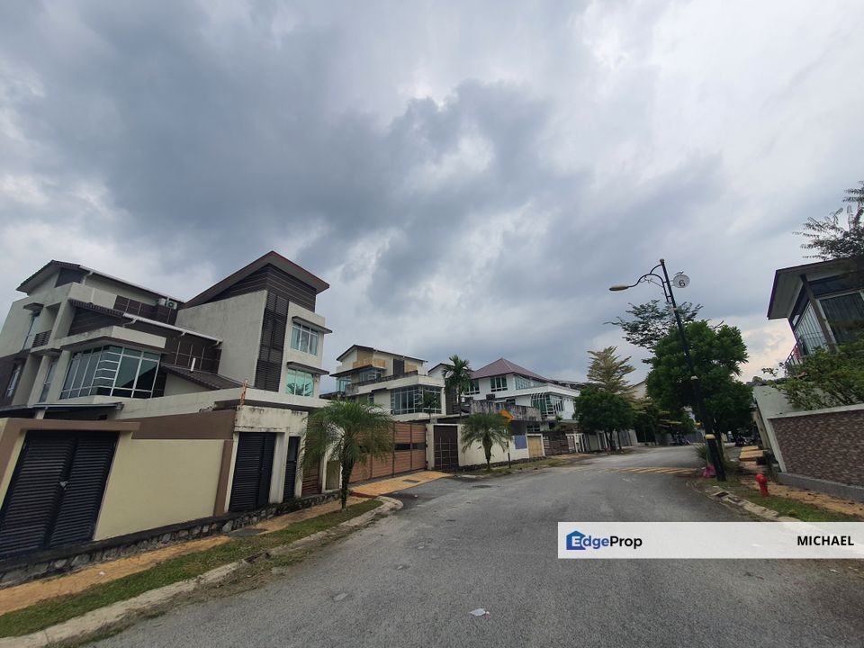 Facing Lake 3 Storey Bungalow, Selangor, Cheras