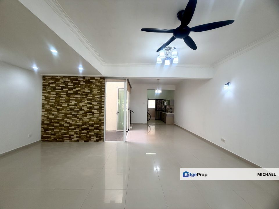 Facing Open Double storey superlink, Selangor, Bandar Sungai Long