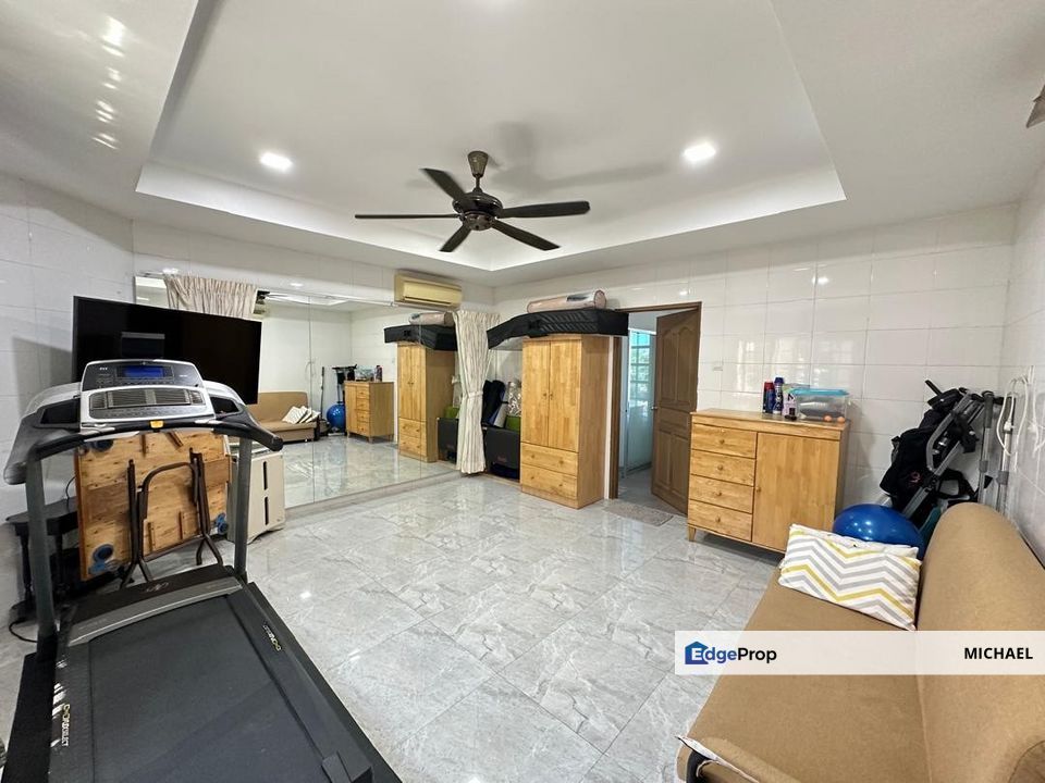 2.5 storey bungalow with swimming pool, Selangor, Country Heights