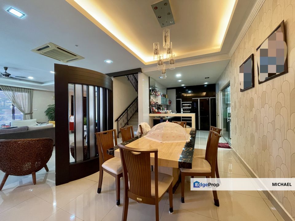 2.5 storey Semi D, Selangor, Batu 9th Cheras