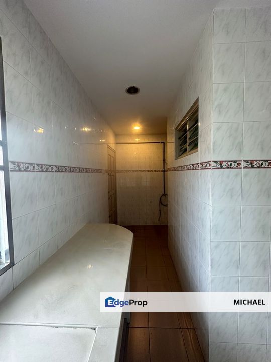 Super well maintained extended 2 storey, Selangor, Cheras