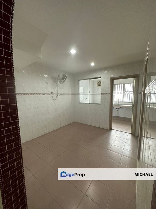 Super well maintained extended 2 storey, Selangor, Cheras