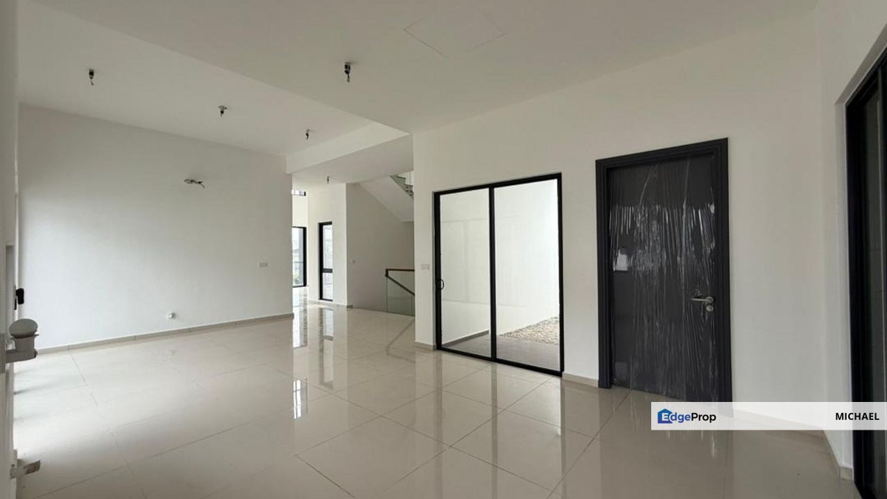 Brand new 3 storey bungalow @ summerwood, Selangor, Kajang