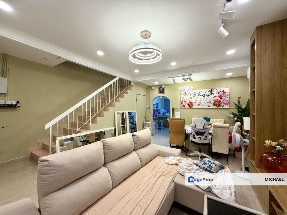 Fully Renovated Endlot, Selangor, Batu 9th Cheras