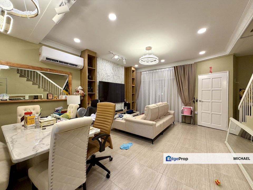 Fully Renovated Endlot, Selangor, Batu 9th Cheras