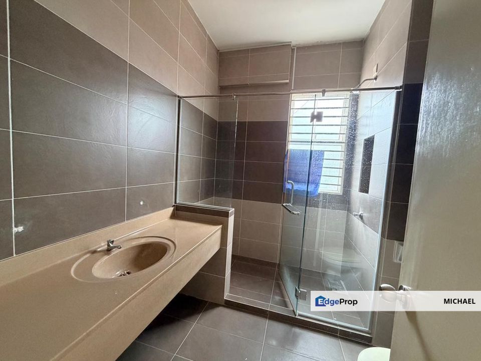 Cheapest Renovated Endlot 2 storey , Selangor, Kajang