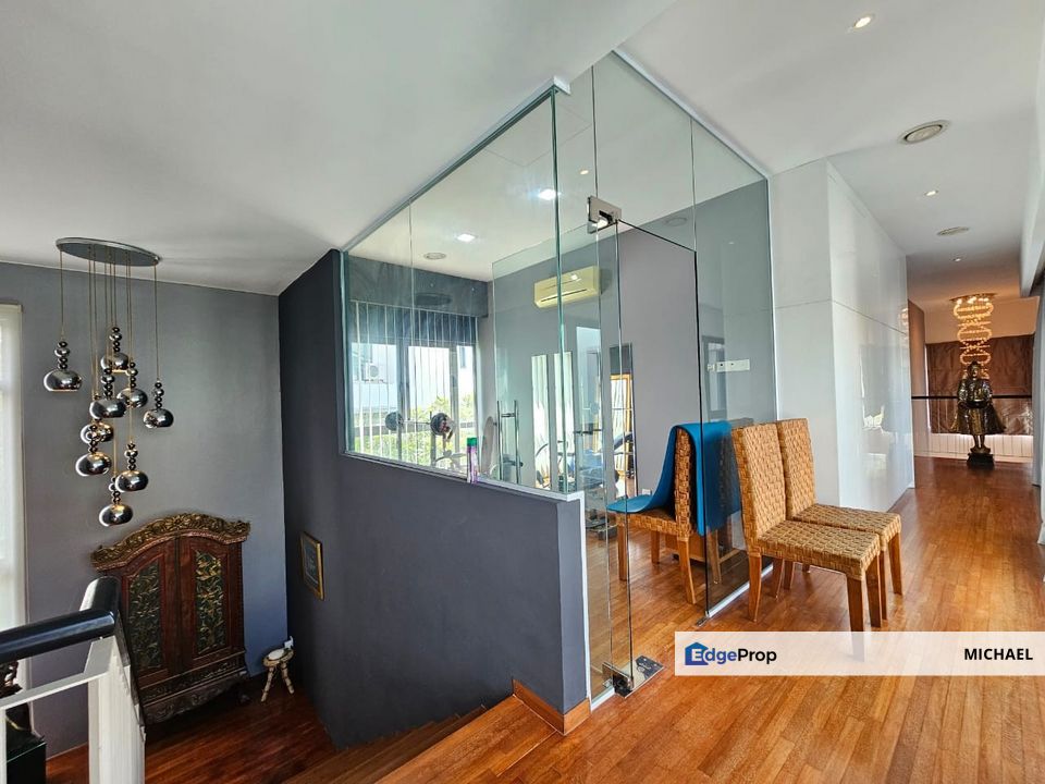 2.5 storey bungalow with swimming pool, Selangor, Kajang