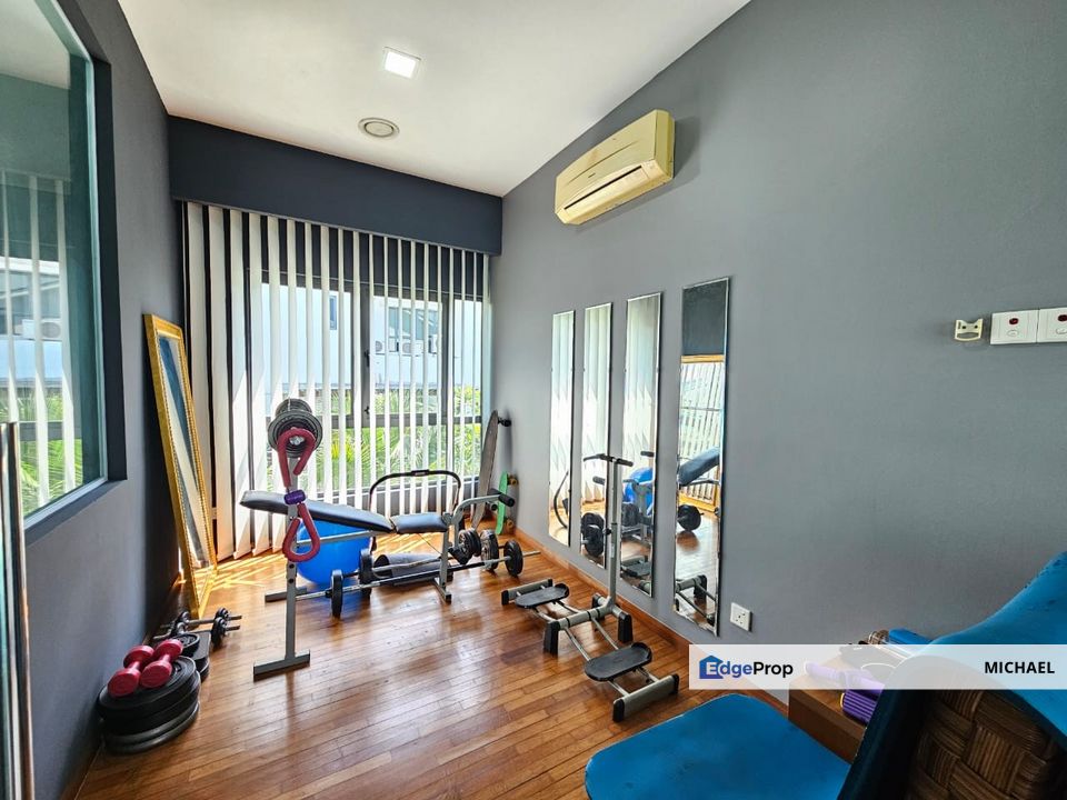 2.5 storey bungalow with swimming pool, Selangor, Kajang