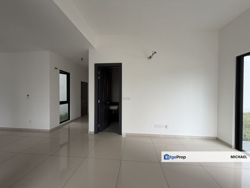 Brand New 3 storey bungalow, Selangor, Kajang