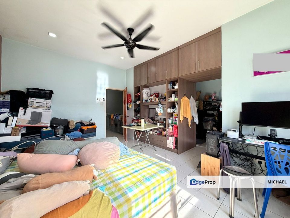 2 storey terrace @ taman desa cahaya, Selangor, Cheras