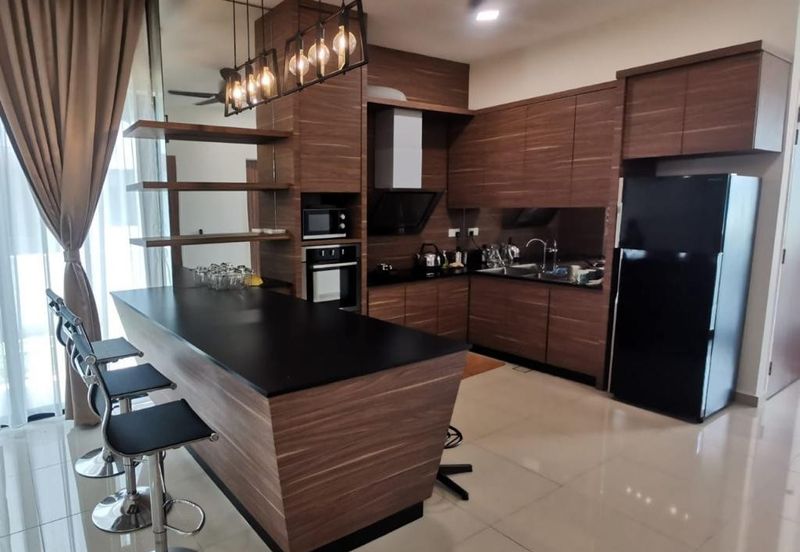 Tiara Bay @ Marina Island