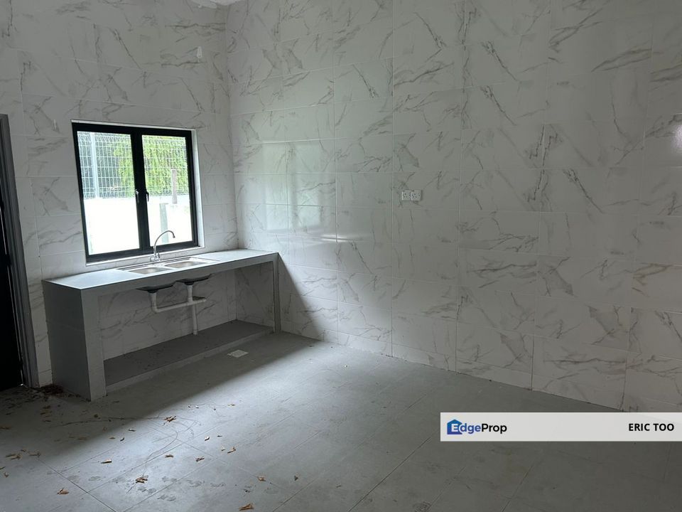 2 storey Semi-D @Desa Permai,Manjung, Perak, Manjung