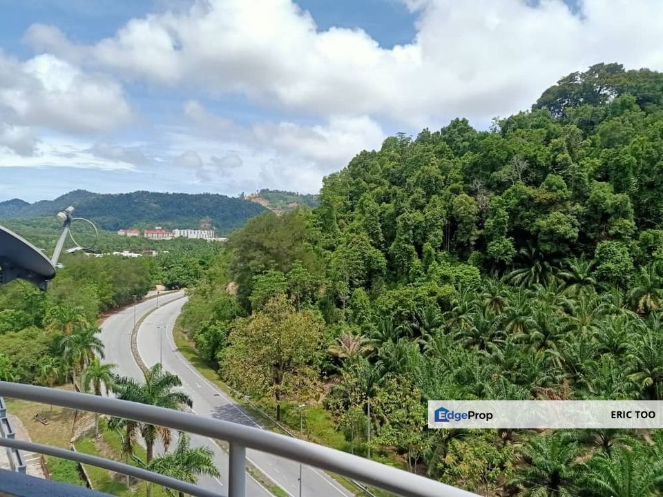 Freehold Desair Apartment Riverfront For Sales-Lumut, Perak, Lumut