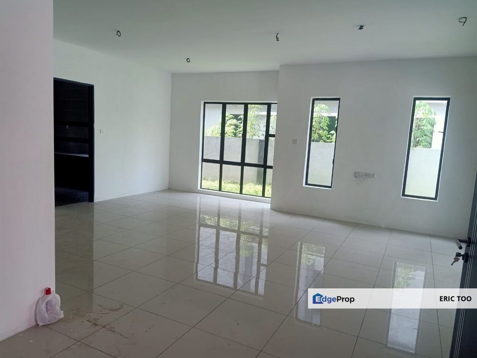 Taman Emas 2 Storey Semi-d For Sale @ Seri Manjung , Perak, Manjung