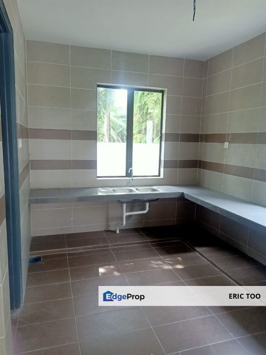 Taman Emas 2 Storey Semi-d For Sale @ Seri Manjung , Perak, Manjung