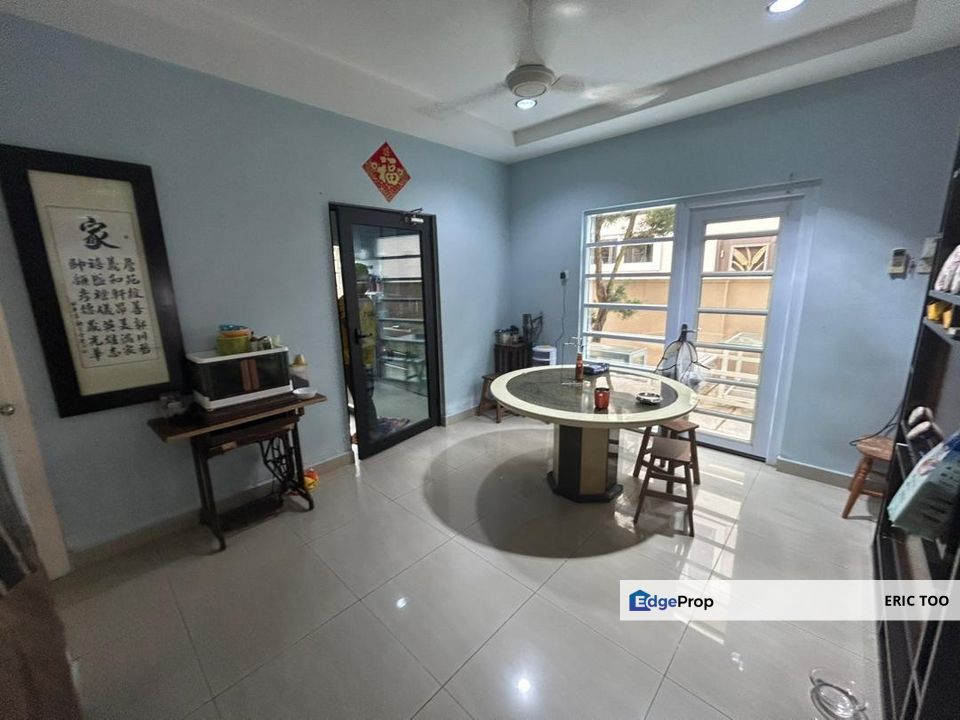 2 storey Semi-D For Sale (Tmn Suria , Sitiawan), Perak, Sitiawan