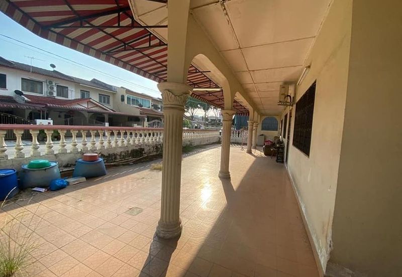 TAMAN PENGKALAN HARAPAN